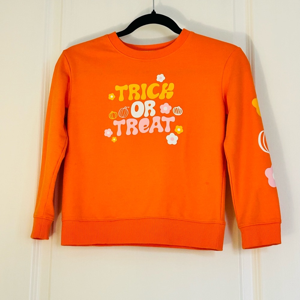 Cat & Jack Girl’s Orange Trick or Treat Halloween Fall Sweatshirt Pumpkin Size M
